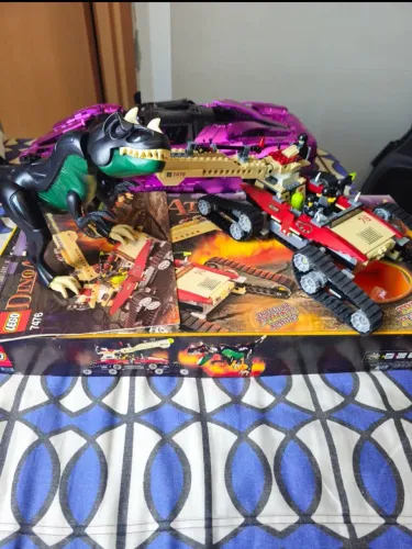 Lego dino attack 7476 com caixa