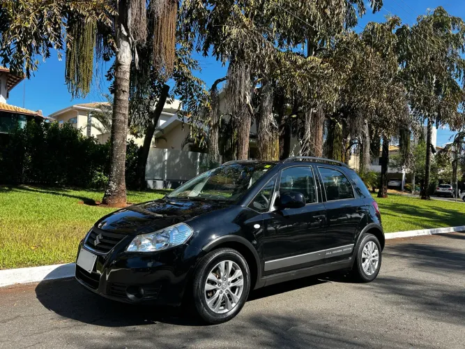 Suzuki SX4 2.0 16V 145cv 4WD 5P Mec. 2015
