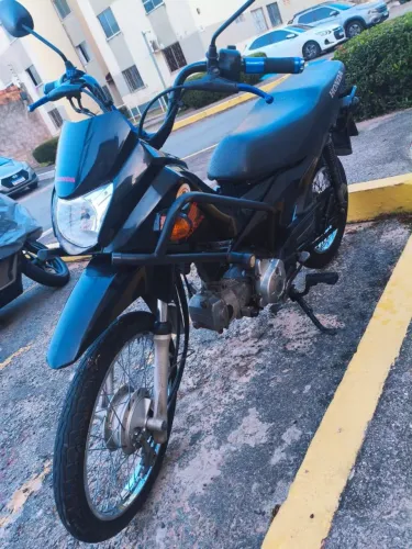 Pop semi nova único dono 