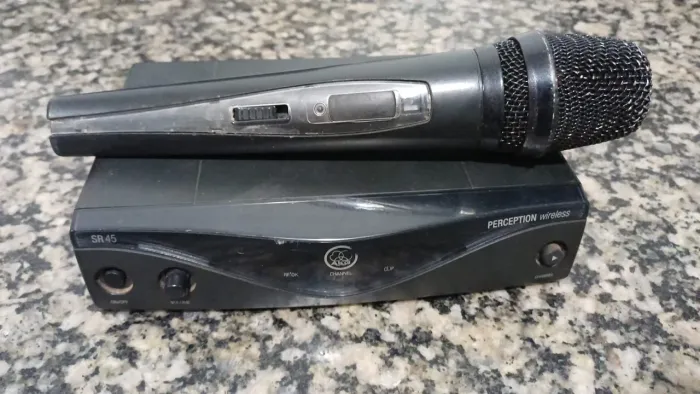Microfone agk digital sem fio
