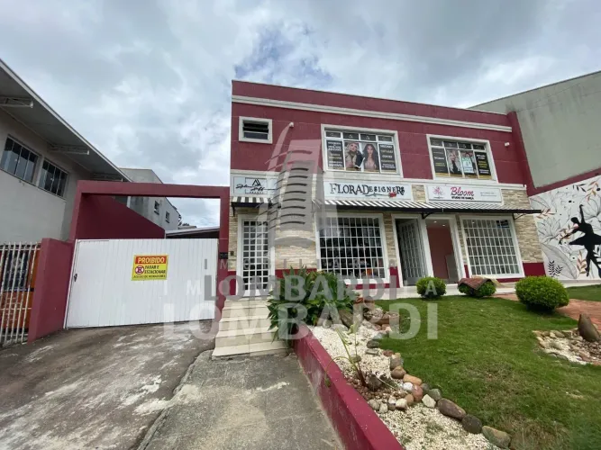 Sala Comercial no Umbara Localização Estratégica para o Sucesso do Seu Negócio!