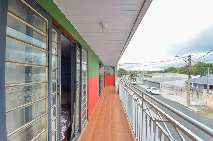 Sobrado residencial e comercial sítio cercado