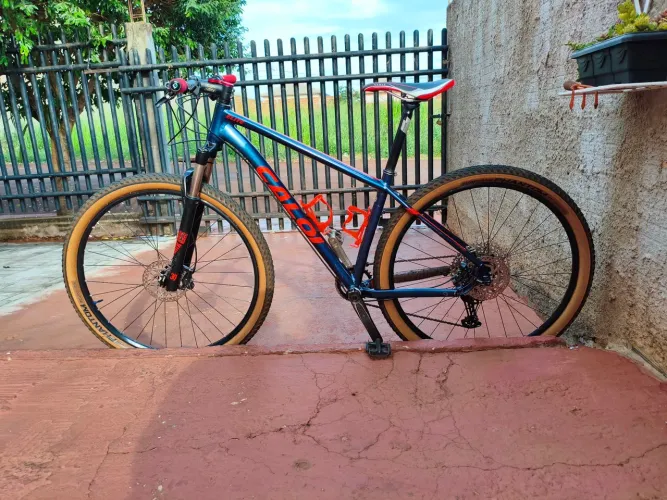 Bicicleta Caloi elite alumínio quadro 17 com upgrade