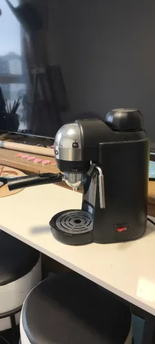 Cafeteira expresso Arno com vaporizador