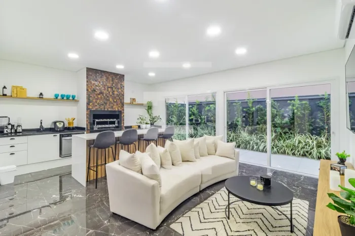 Casa para locação no Condomínio Lírios 137m², mobiliada e sofisticada