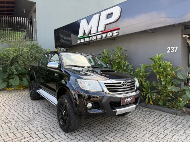 Toyota Hilux CD SRV D4-d 4X4 3.0 TDI Diesel AUT 2015