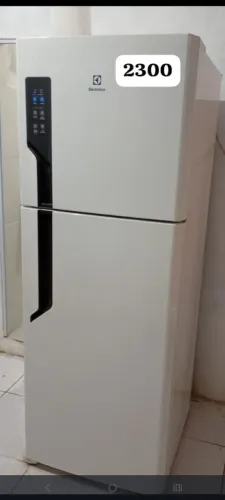 REFRIGERADOR ELETROLUX