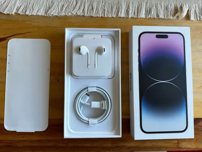 Cabo lightning + fone originais e novos