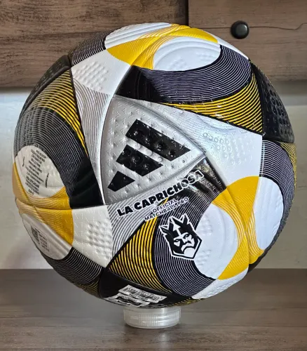 Bola Futebol Adidas La Caprichosa Kings League Pro