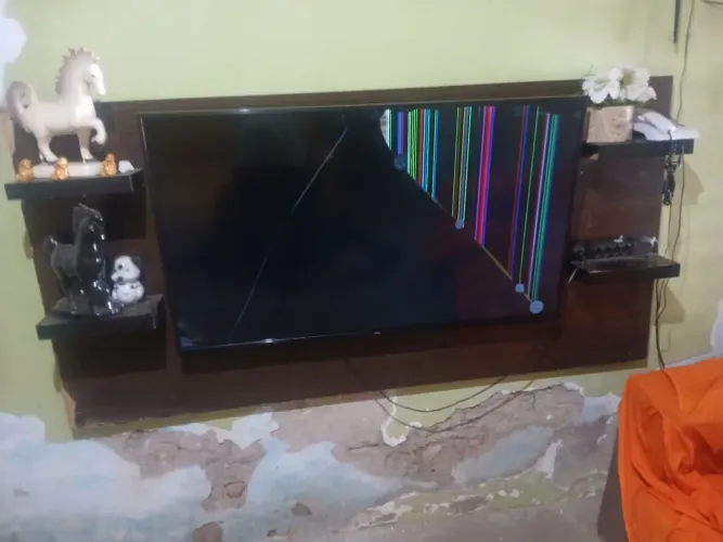 TV SMART SEMP TCL 50