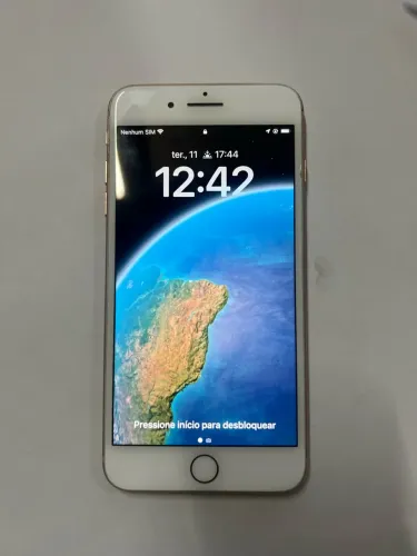 Vende-se IPhone 8 Plus.