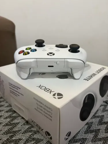 Vende-se controle semi-zero do Xbox SerieS