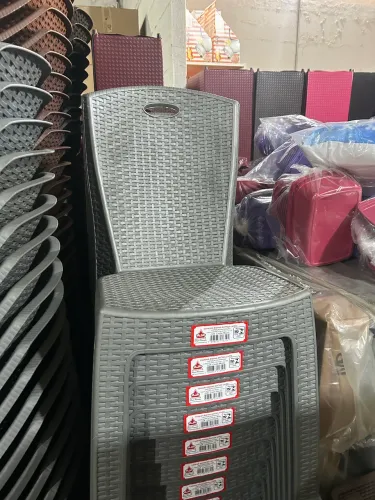 Cadeira bistrô para varanda sem encosto