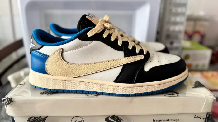 Jordan Travis Fragment r.p.