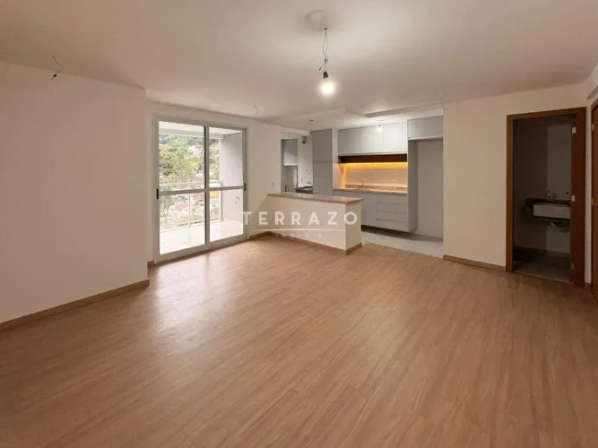 Apartamento para Aluguel com 2 Suítes, Varanda e Lazer Completo em Agriões