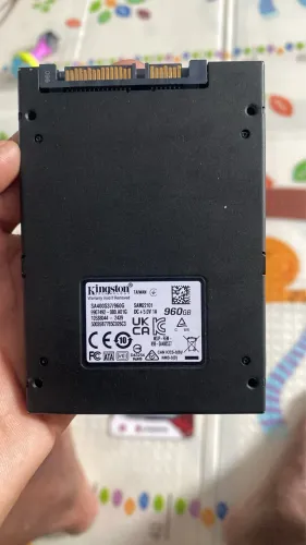Vendo memória de tb e um hd de 960 gb