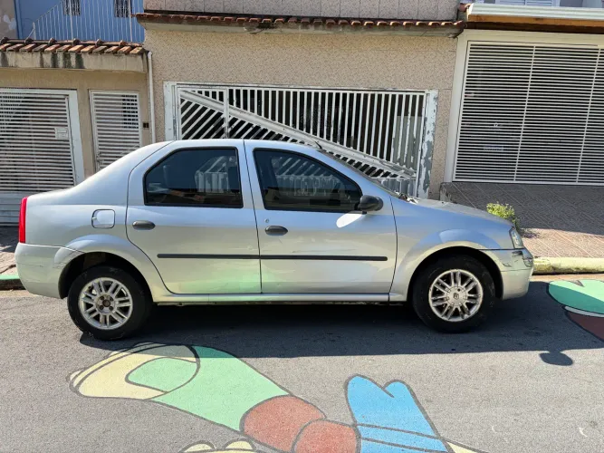 Renault Logan Expression Hi-flex 1.6 8V 4P 2009