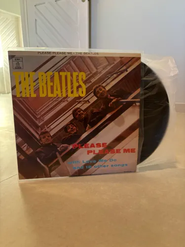 The Beatles Please Please Me