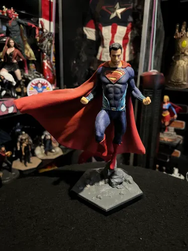 Superman - 1/10 - Justice League - (Leia a descrição)
