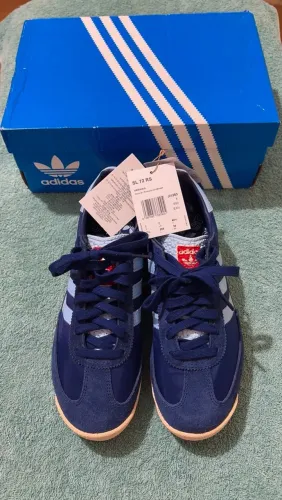 Tênis adidas SL72Rs