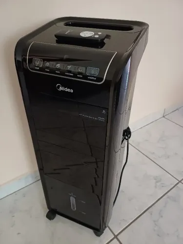 Climatizador Midea AKAP1 127V - Ótimo Estado