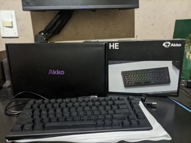 Teclado magnético Tac75He