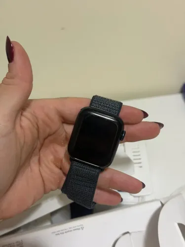 Apple Watch SE (2 geração) 