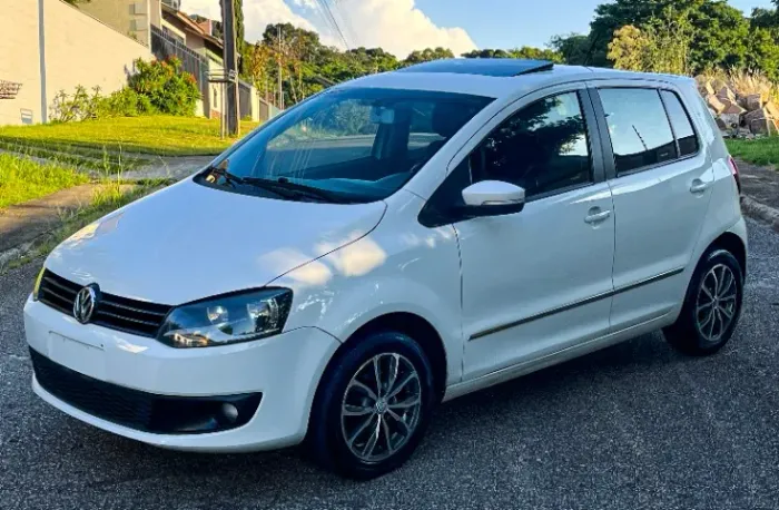 Volkswagen Fox Prime/higli. 1.6 Total Flex 8V 5P 2014