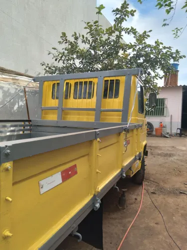 Caminhao 608D
