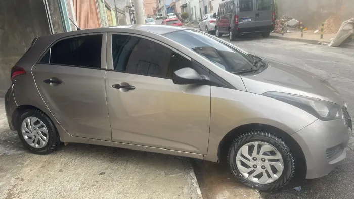 Hyundai HB20 Unique 1.0 Flex 12V Mec. 2019