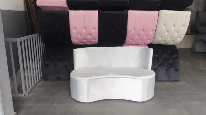 Sofá luxo curvo feijão para salão, sala, recepção, casa 