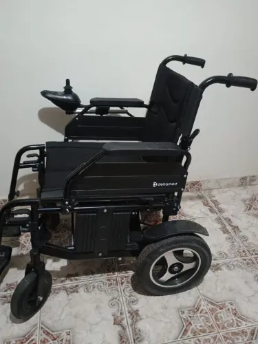 Cadeira de rodas motorizada Dellamed