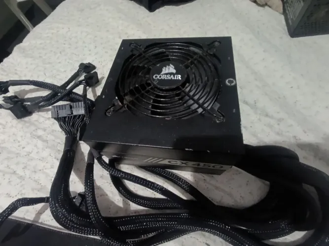 Fonte Corsair CX450