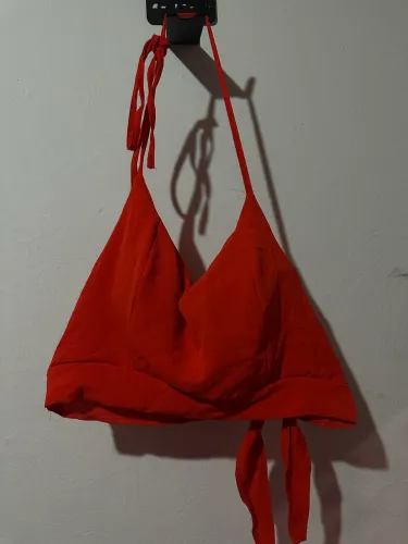 Blusa + saia de brinde