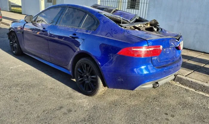 Sucata Jaguar/ XE P250 R-Sport 2.0 16v 2018 - Somente Para Venda de Peças