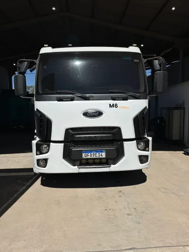 Ford cargo 1319