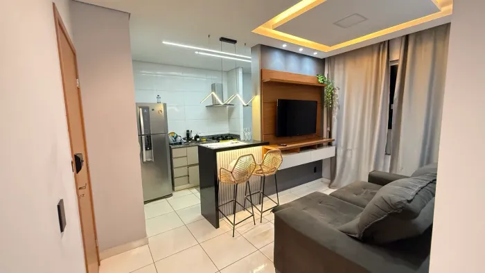 Vendo ou troco apartamento mobiliado por terreno