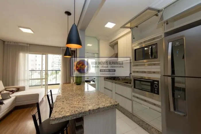 Apartamento Mobiliado à Venda em Jardim Tupanci, Barueri  68m²