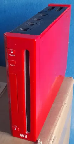 Nintendo Wii**Somente o aparelho,pra levar**