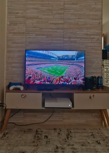 Vendo TV Smart TCL 32 polegadas - Poucos meses de uso