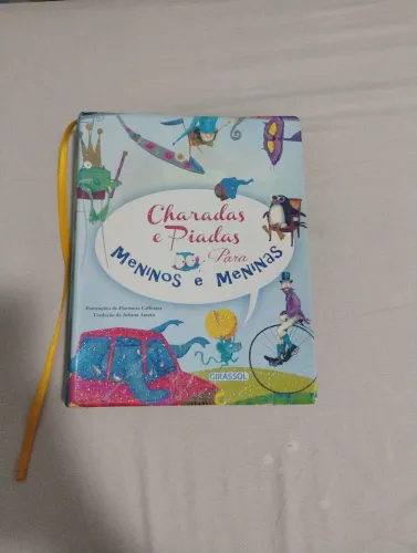Livro de charadas e piadas