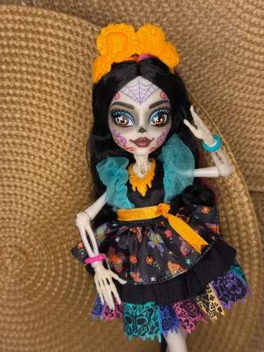 Monster High Skelita G3 Completa sem caixa