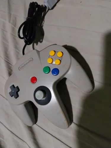 Controle Nintendo 64 original  conservado 