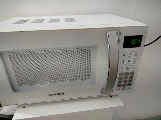 Microondas Mondial