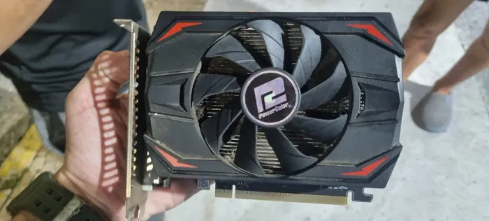 PLACA DE VÍDEO AXRX 550 4GBD5-DH