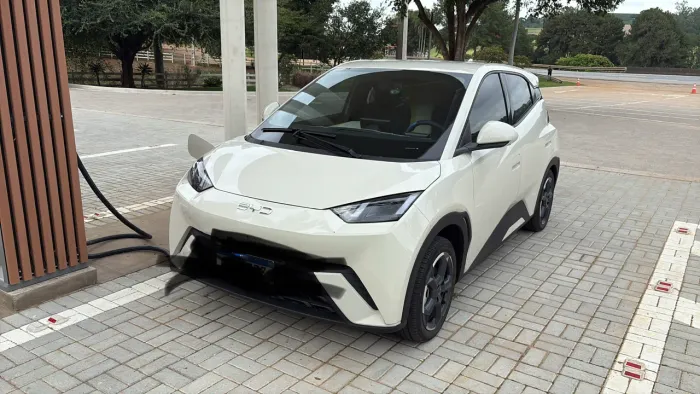 BYD Dolphin Mini (Elétrico) 2025