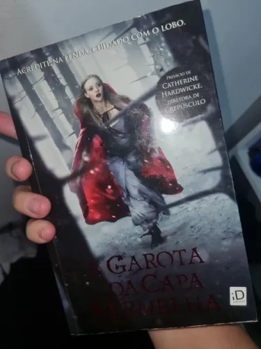 Como eu era antes de você e a garota da capa vermelha