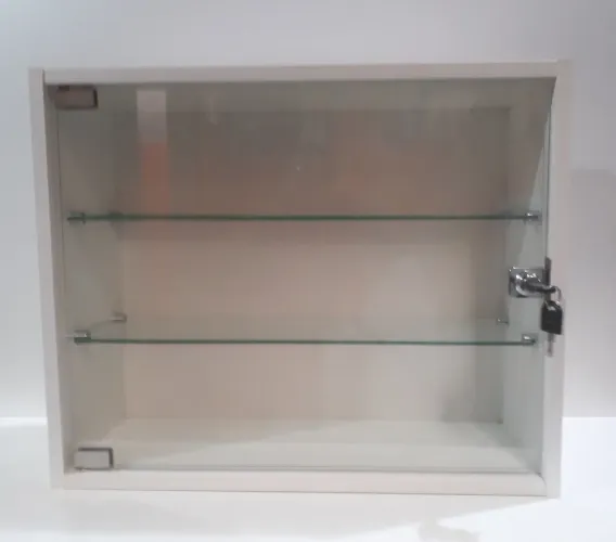 Vitrine MDF Suspensa 20 x 44 x 54cm com prateleiras e porta de vidro temperado 4mm