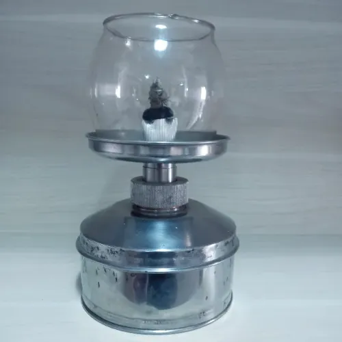 Lampião Lamparina em Aço e cúpula em Vidro Raridade linda peça p/ decorar e usar .