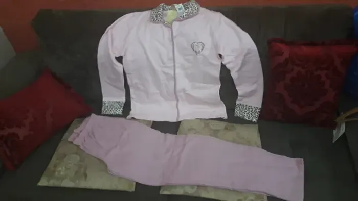 Pijama aberto feminino com gola mole tamanho G na cor rosa novo